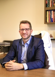 Instituto IOD Consulta Dr. Rafael do Nascimento Um dos grandes desafios, &eacute; saber qual rumo tomar e como identificar exatamente o que temos que iniciar na jornada da autocura, temos v&aacute;rias situa&ccedil;&otilde;es e &aacute;reas que...